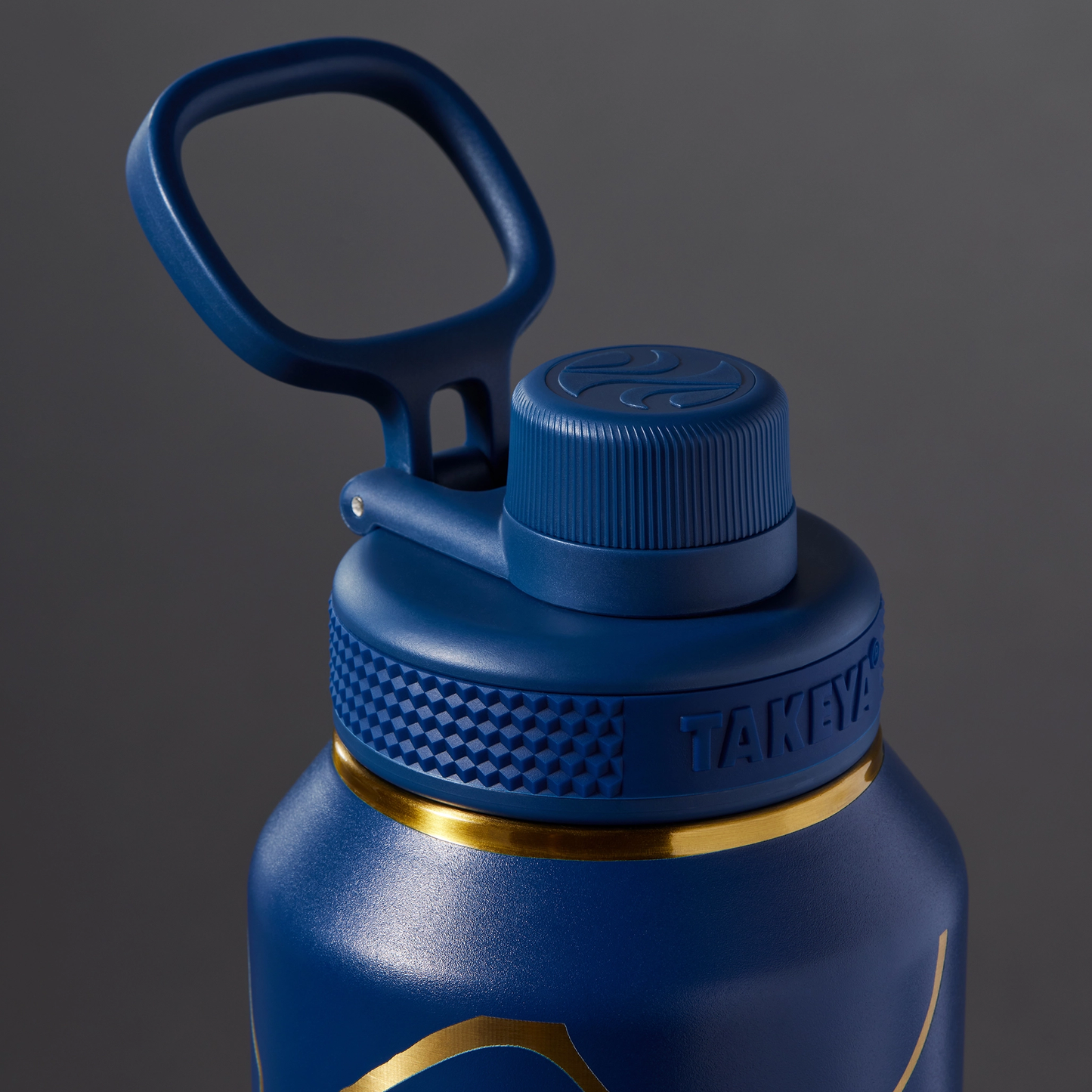 kintsugi-water-bottle-with-spout-lid-x9 51390-TK_HO25_Kintsugi_Takeya9266.png